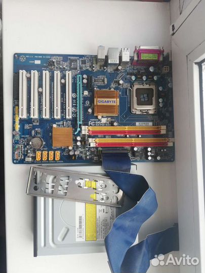 Материнская плата