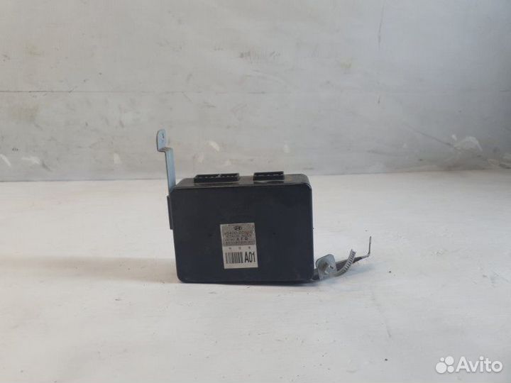 Блок управления центральным замком Hyundai Elantra