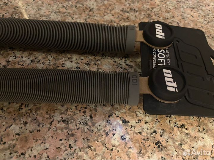 Грипсы Odi 160 Longneck Soft Серые