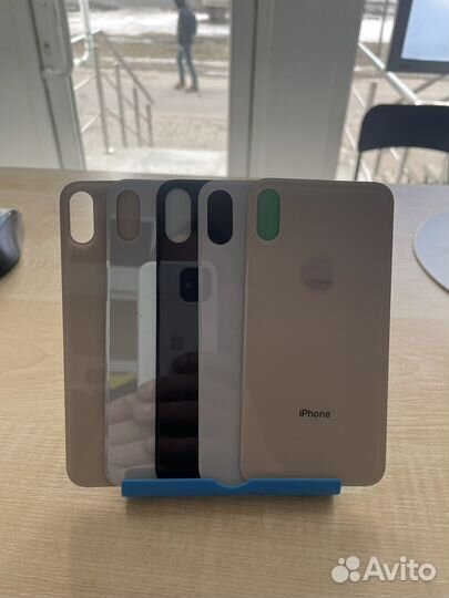 Ремонт телефонов iPhone, переклейка дисплеев