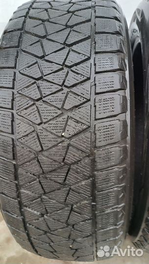 Bridgestone Blizzak DM-V2 235/55 R19 105T