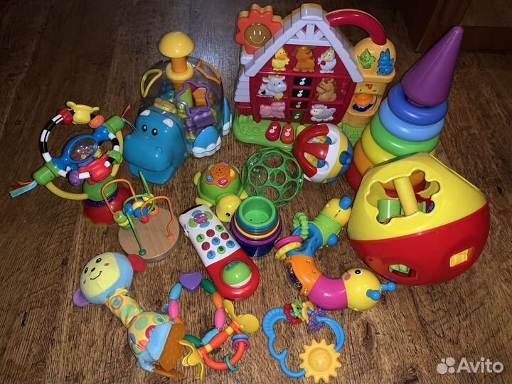 Развивающие игрушки пакетом