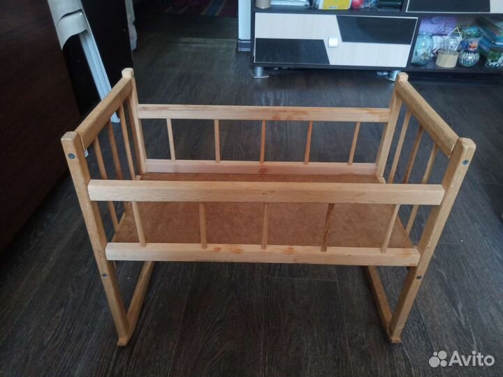 Кровать для кукол