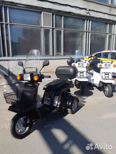 Honda gyro х-3 для двоих цвет 'porcshe'