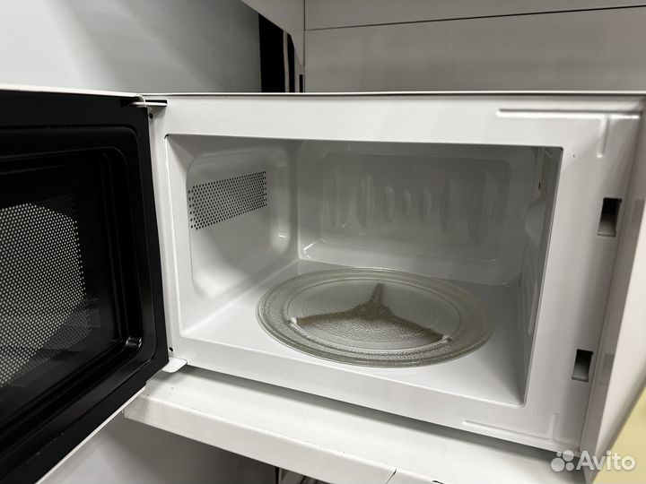 Rolsen микроволновая печь тм11