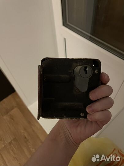 Дверной замок