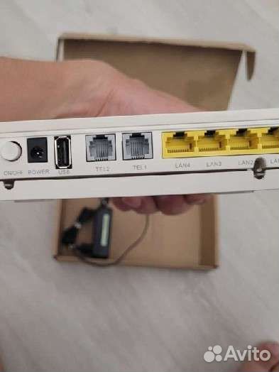 Роутер huawei HG8245H