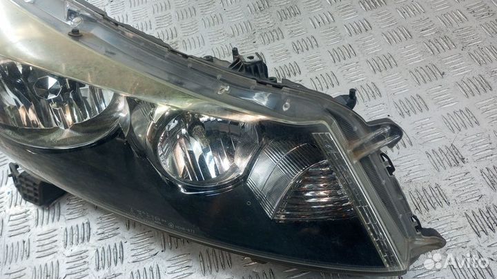 Фара правая Honda Accord IX (CR) 2013-2016