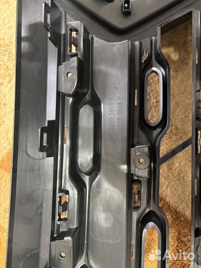 Решетка радиатора под камеру renault duster 2