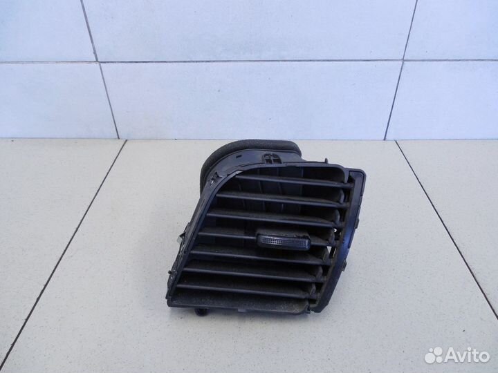 Дефлектор воздушный Solaris 2010-2017