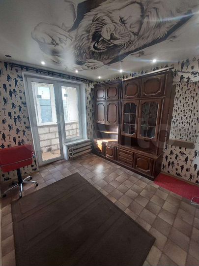 Комната 15 м² в 4-к., 8/9 эт.