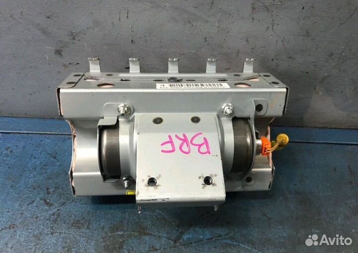 Подушка в торпеду Subaru Outback BR/B14