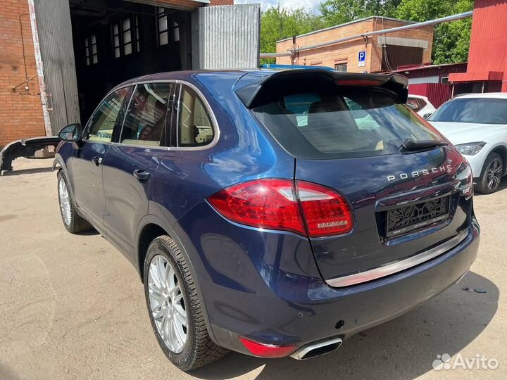 Porsche Cayenne 3.0 AT, 2012, битый, 135 000 км