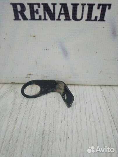 Кронштейн renault sandero 2 stepway