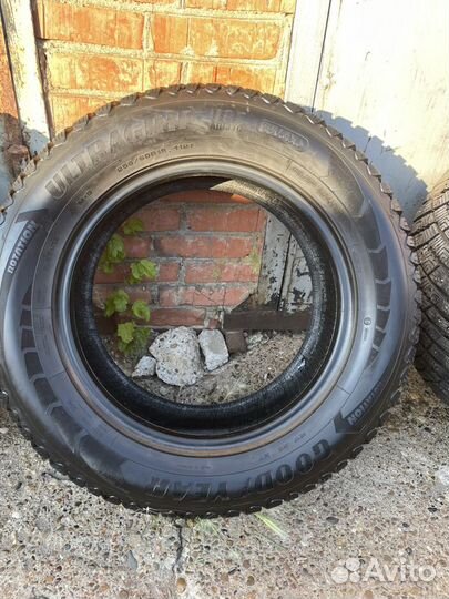 Goodyear UltraGrip Ice Arctic SUV 255/60 R18 112