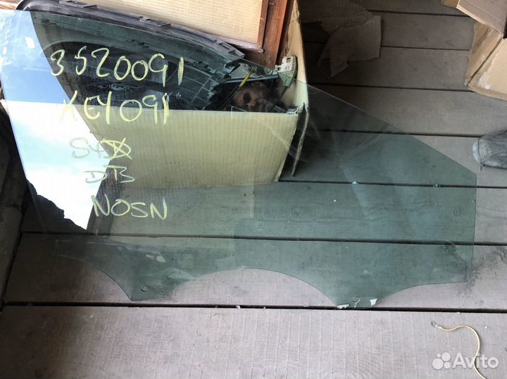 Стекло переднее правое Ford Focus 3