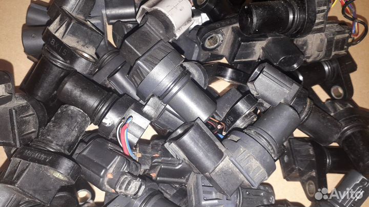 Датчик коленвала распредвала Mitsubishi