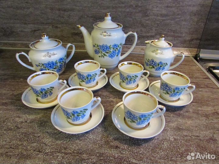 Кофейный фарфоровый сервиз