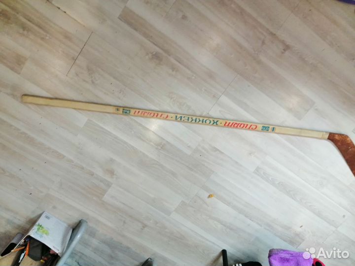 Клюшка хоккейная