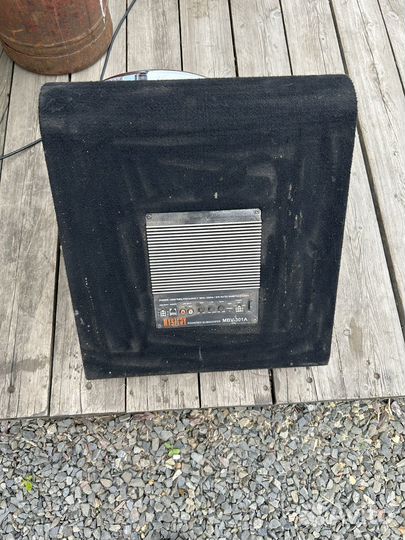 Сабвуфер с усилителем