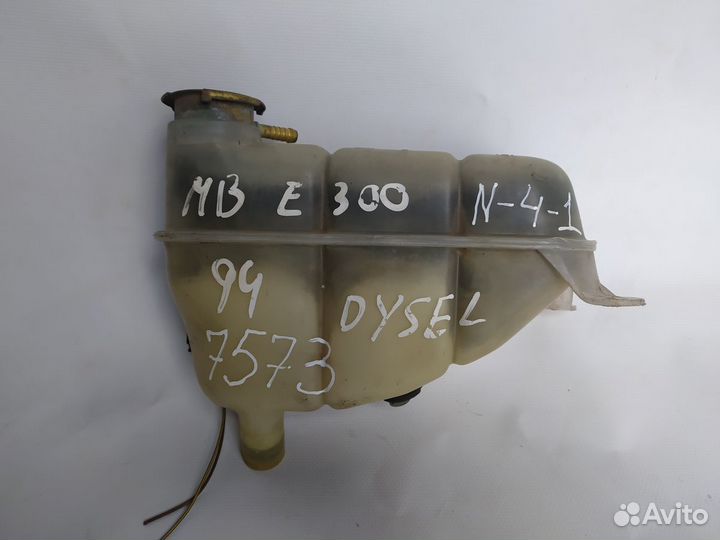 Бачок расширительный Mercedes Benz E-Class W124 19