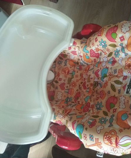 Детский стульчик для кормления