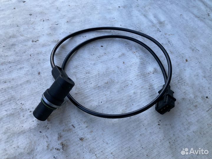 Датчик положения коленвала Opel Astra F, Omega B