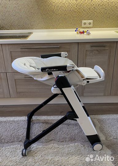 Стульчик для кормления Peg Perego Siesta