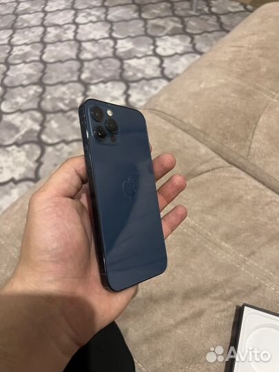 Телефон iPhone 12 про 256