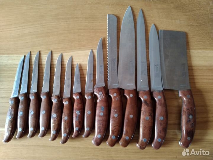 Набор ножей из 14 предметов. Производство Bohmann