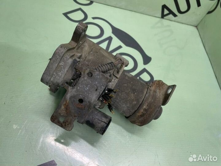 Мотор блокировки раздаточной коробки Volkswagen