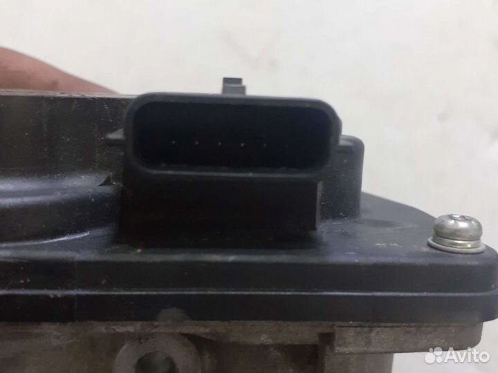 Дросельная заслонка Nissan Tiida C11