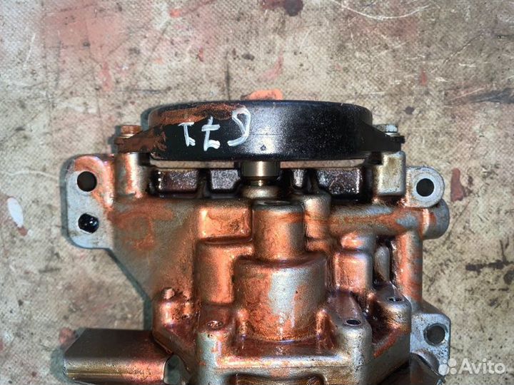 Насос масляный Peugeot 406 8B XU7JP4 2000