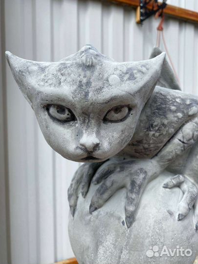 Скульптура горгулья