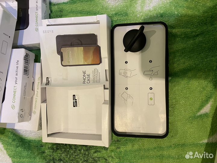 Чехлы на телефон