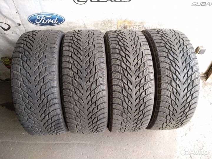 Nokian Tyres Hakkapeliitta R3 SUV 285/60 R18 116R