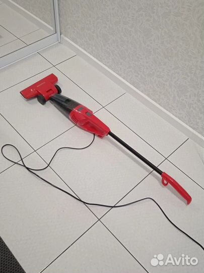 Пылесос вертикальный