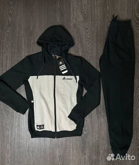 Спортивные костюмы летние