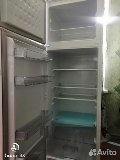 Холодильник бу beko