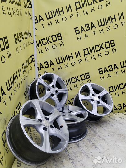 Литые диски R15 4x100 6.5J ET 38 Цо 72.1