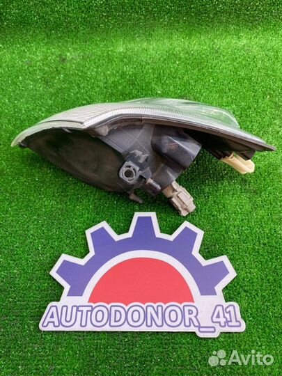 Габарит передний правый Nissan Ad vhny11 QG18DE