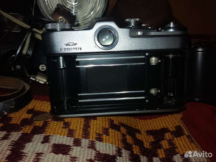 Зенит 3м Гелиос 44 вспышка и фотоэкспанометр