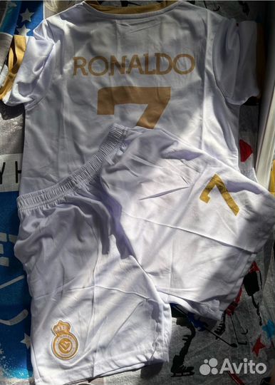 Футбольный костюм для мальчика, новый