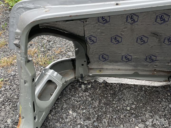 Крыло заднее левое Mercedes w210