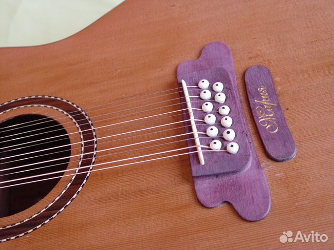 Мастеровая 12 - струнная гитара