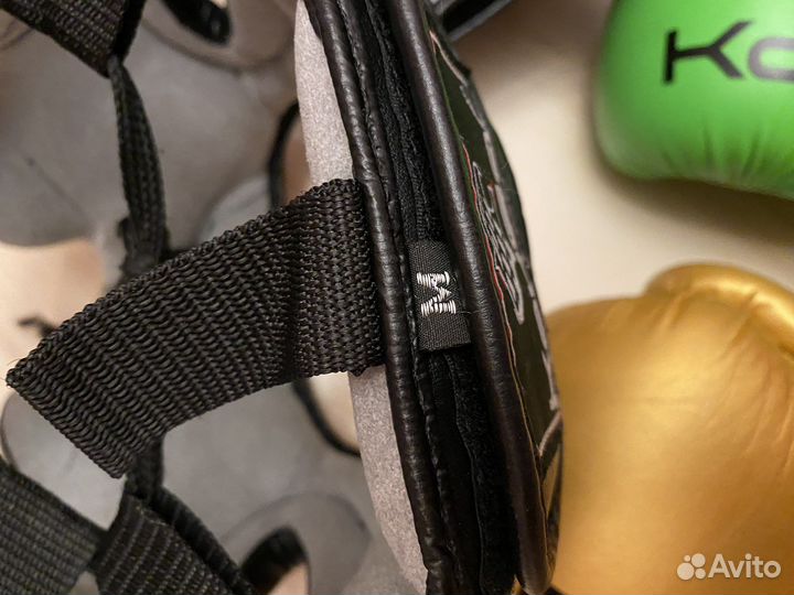 Шлем и перчатки для единоборств kougar