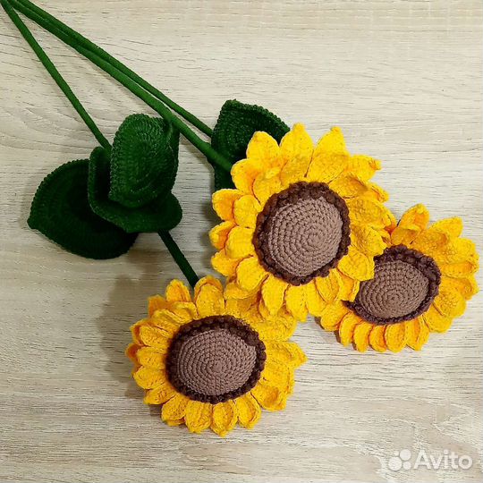 Подсолнухи цветы. Вязаный букет. Декор для дома