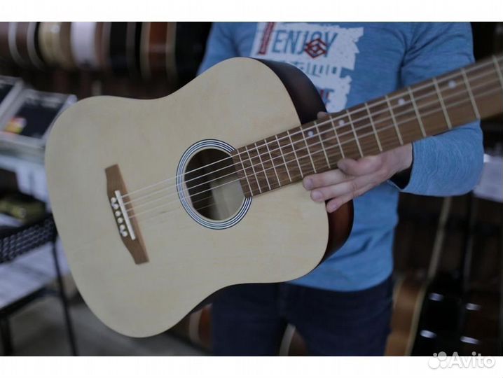 Амистар M-51 с широким грифом акустическая гитара