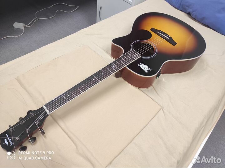 Трансакустическая гитара kepma