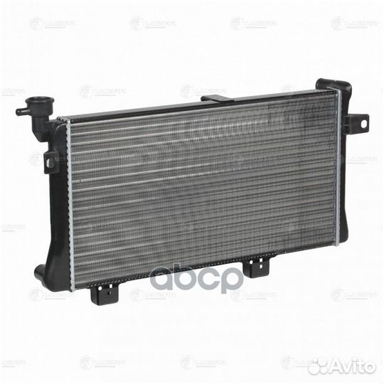 Радиатор двигателя LRc01214 luzar